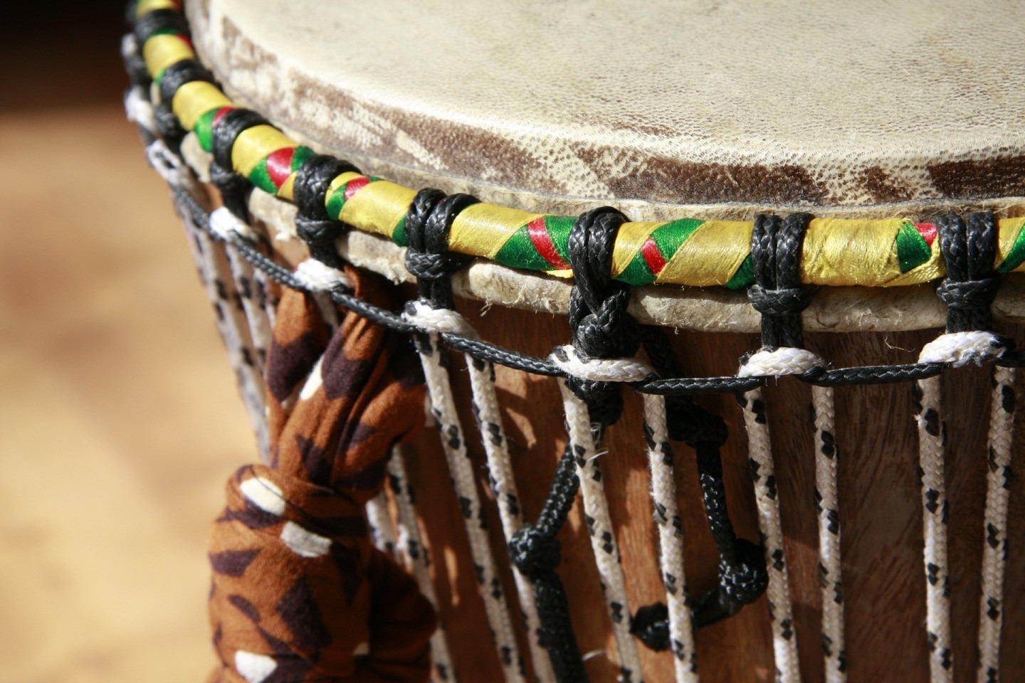 Corde et drisse pour tambour ancien, djembé et percussion