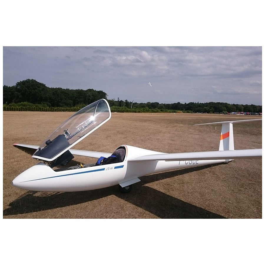 planeur sur un aérodrome