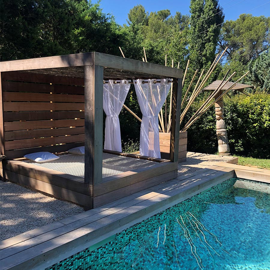 filet suspendu exterieur hotel